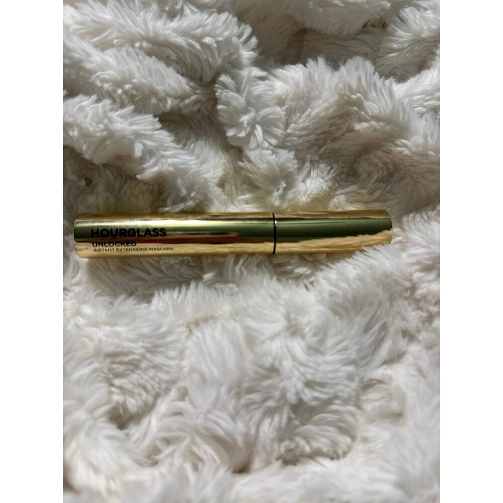 Hourglass Unlocked Mascara